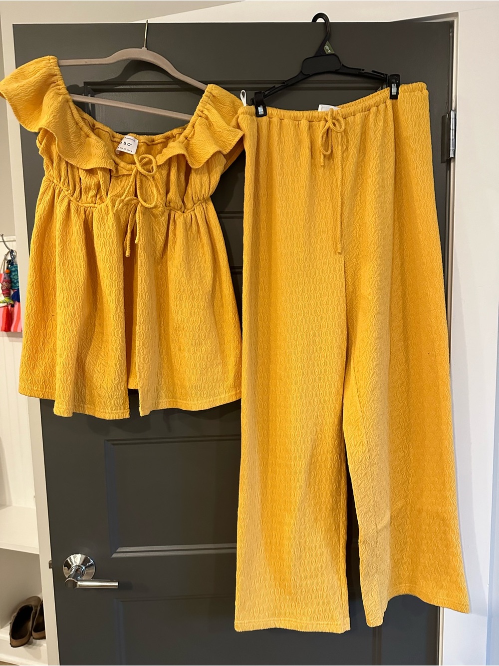 Sabo Skirt Mustard Yellow Two-Piece Pantsuit Set